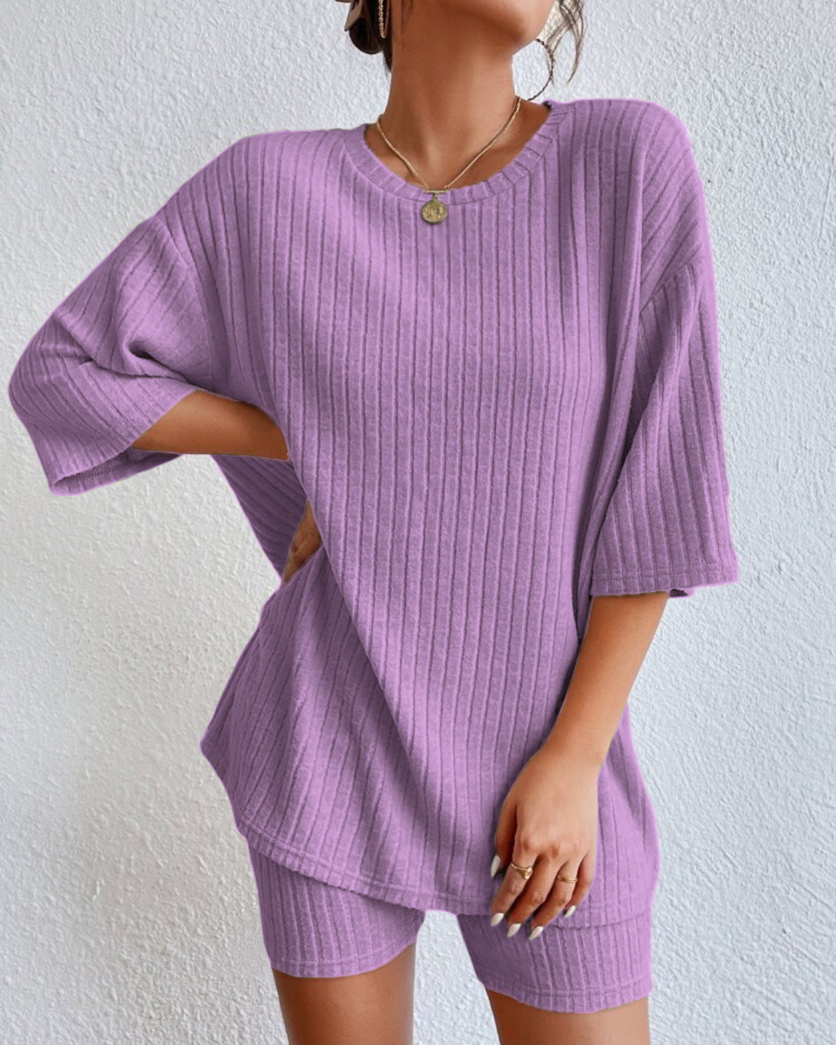 AMÉLIE – Stickat 2-delat set med shorts | Stil & komfort för vår & sommar